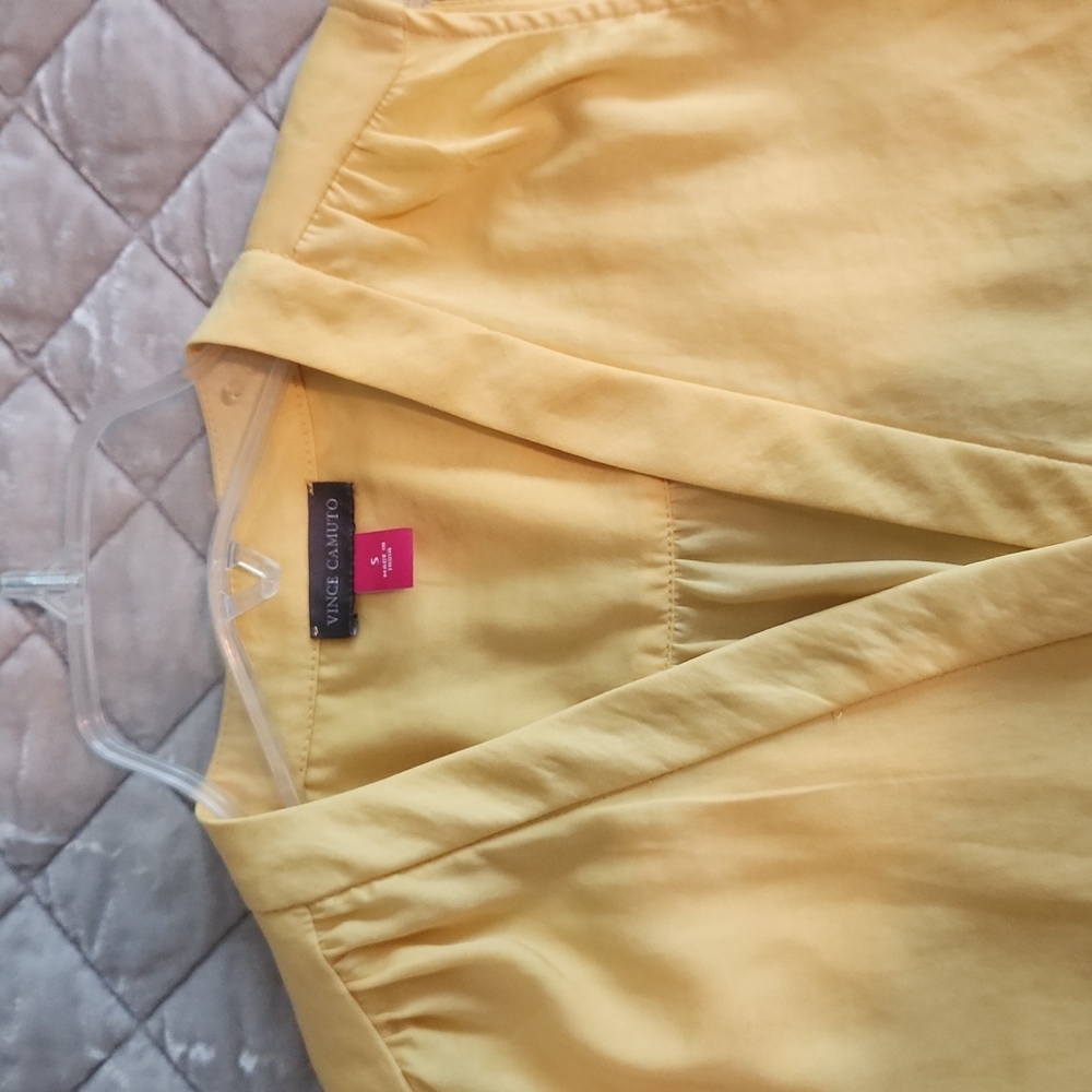 Yellow Vince Camuto Blouse Size Small - Picture 2 of 5
